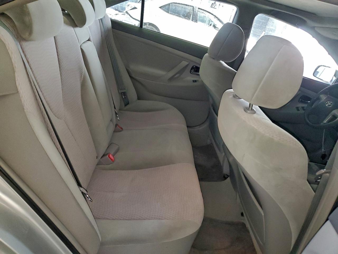 2011 TOYOTA CAMRY BASE photo 10
