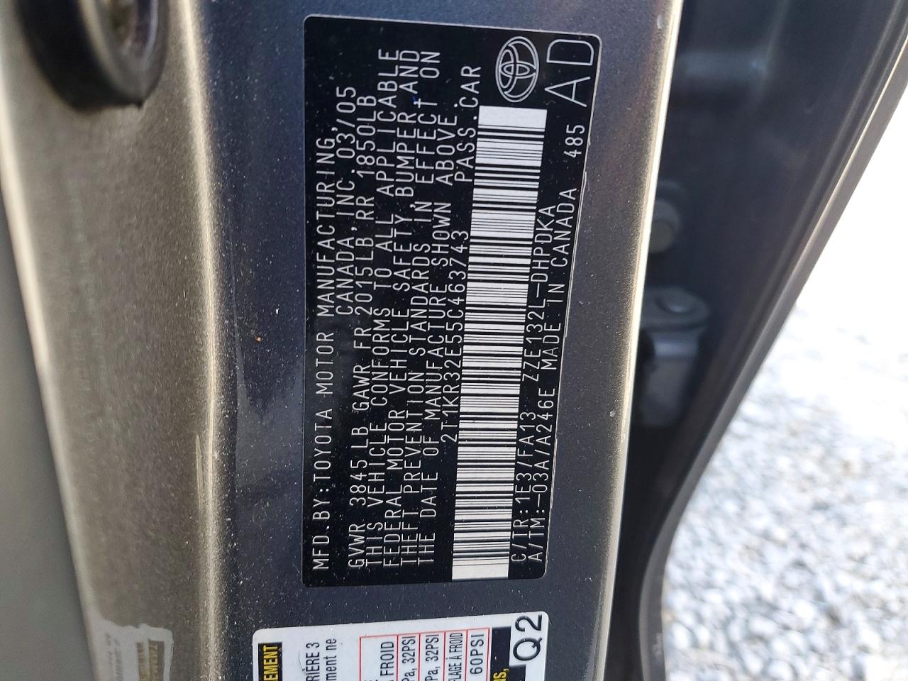 2005 TOYOTA COROLLA MATRIX XR photo 23