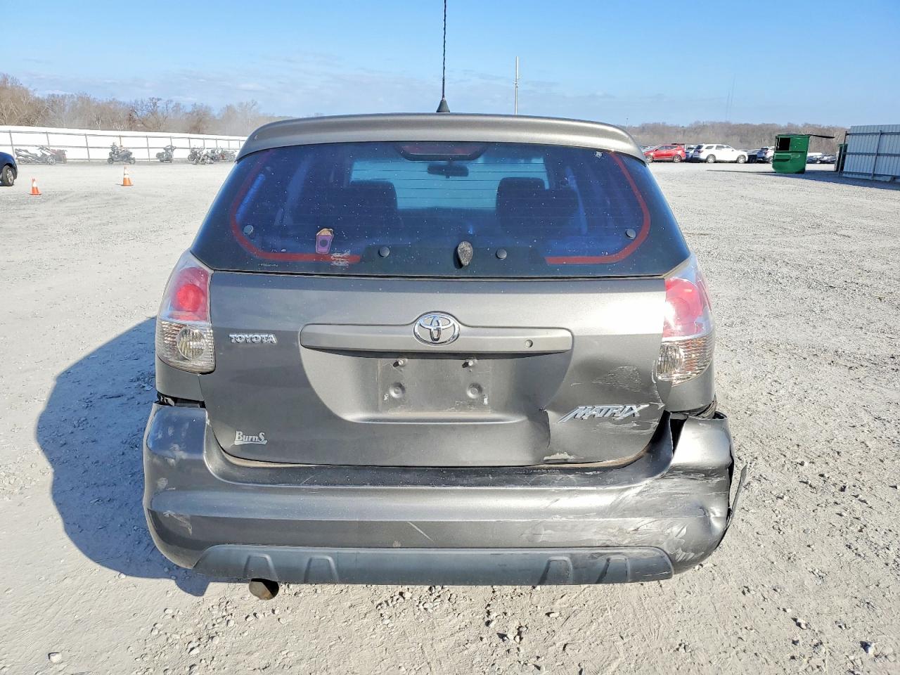2005 TOYOTA COROLLA MATRIX XR photo 11