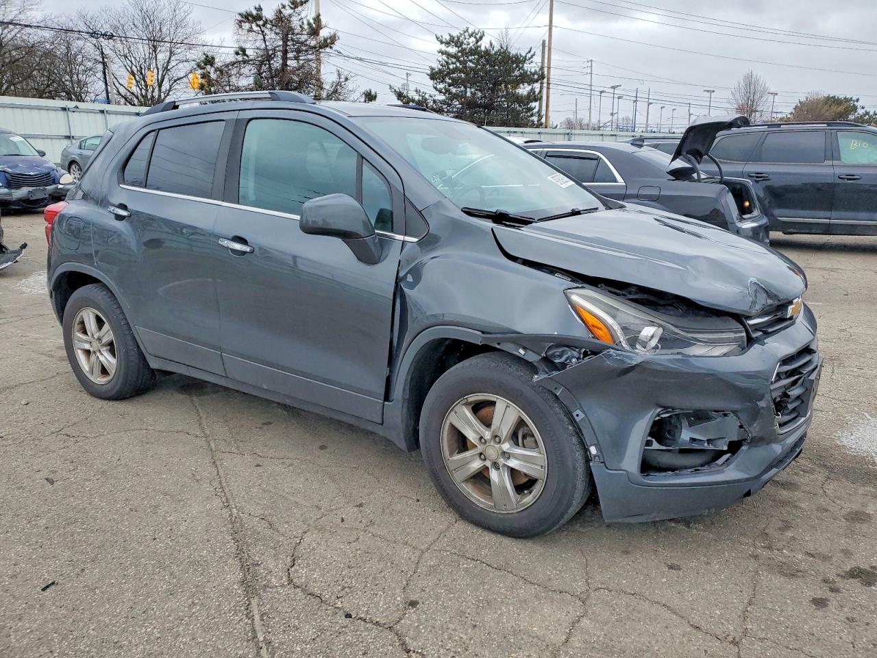 2017 CHEVROLET TRAX 1LT photo 10