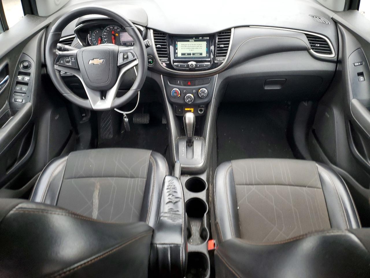 2017 CHEVROLET TRAX 1LT photo 22