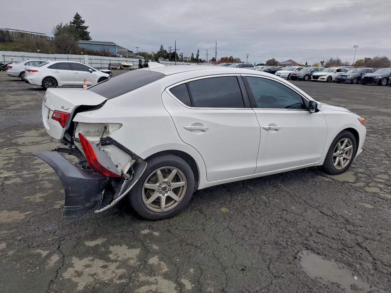 2014 ACURA ILX 20 photo 3
