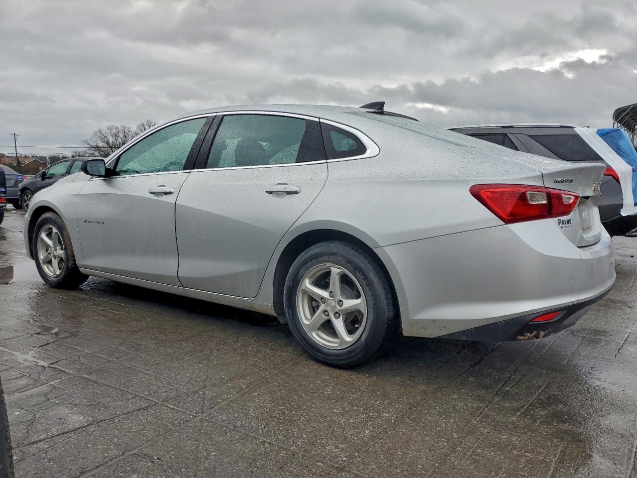 2018 CHEVROLET MALIBU LS photo 2