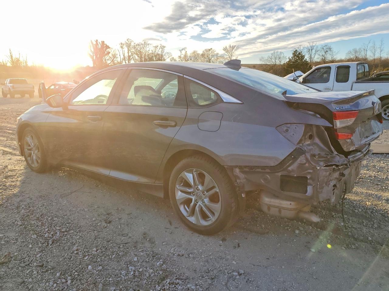 2018 HONDA ACCORD LX photo 2