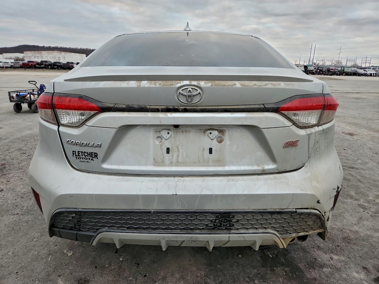 2020 TOYOTA COROLLA SE photo 6