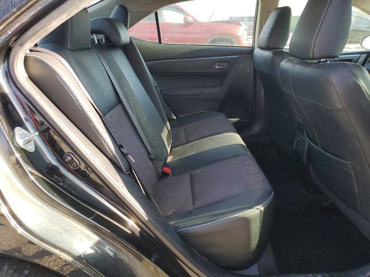 2014 TOYOTA COROLLA L photo 10