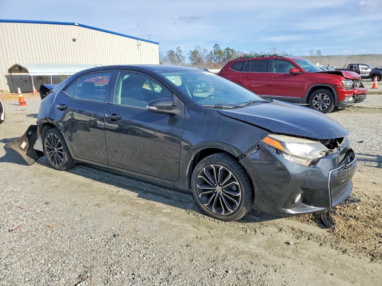 2014 TOYOTA COROLLA L photo 4