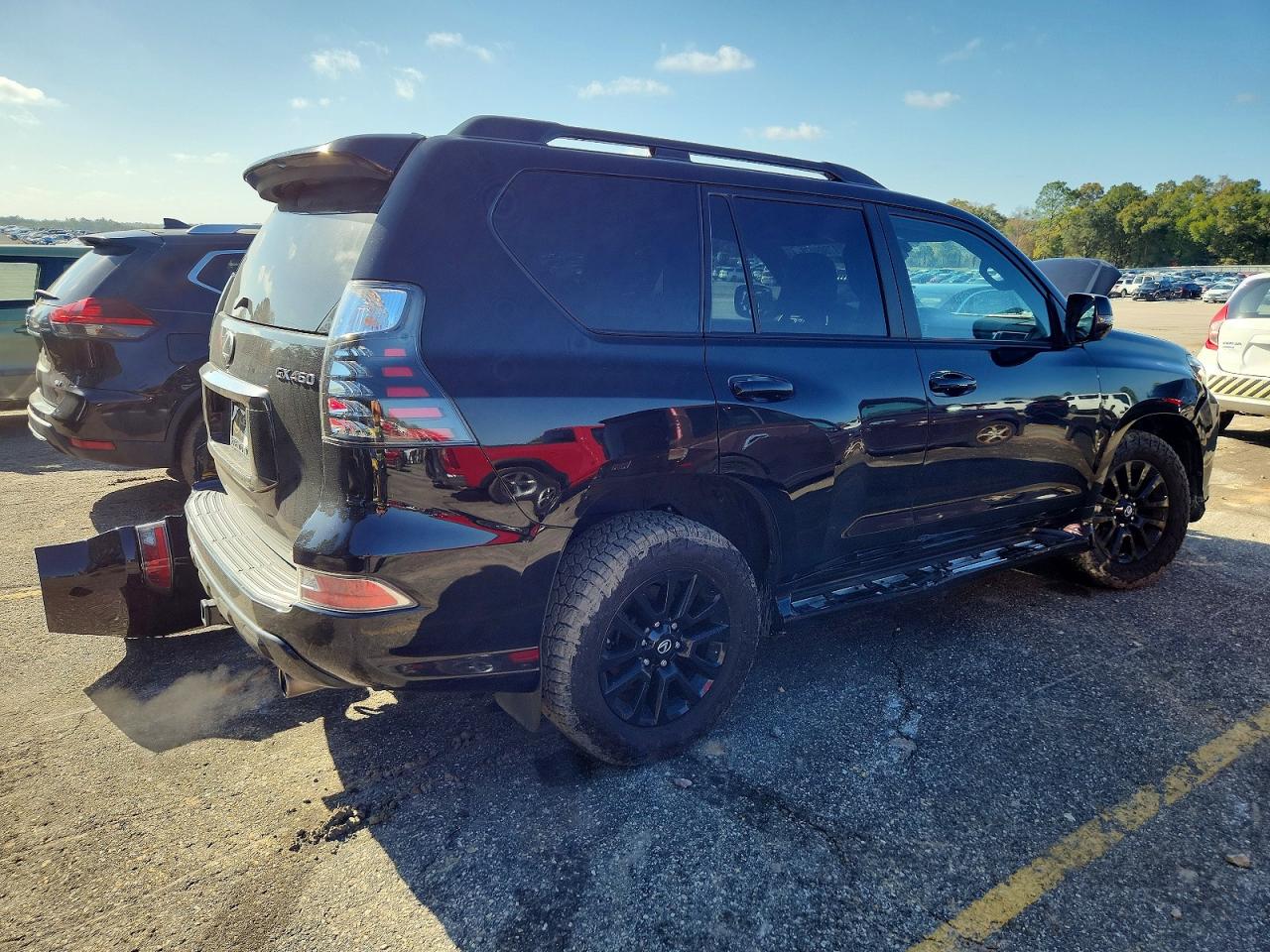 2023 LEXUS GX 460 photo 3