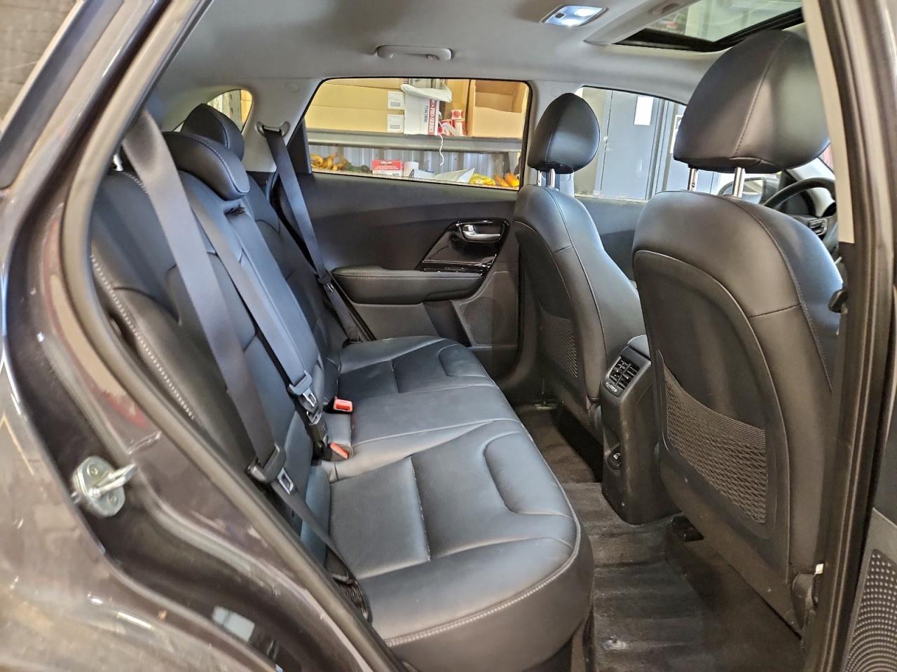 2021 KIA NIRO EX PREMIUM photo 10