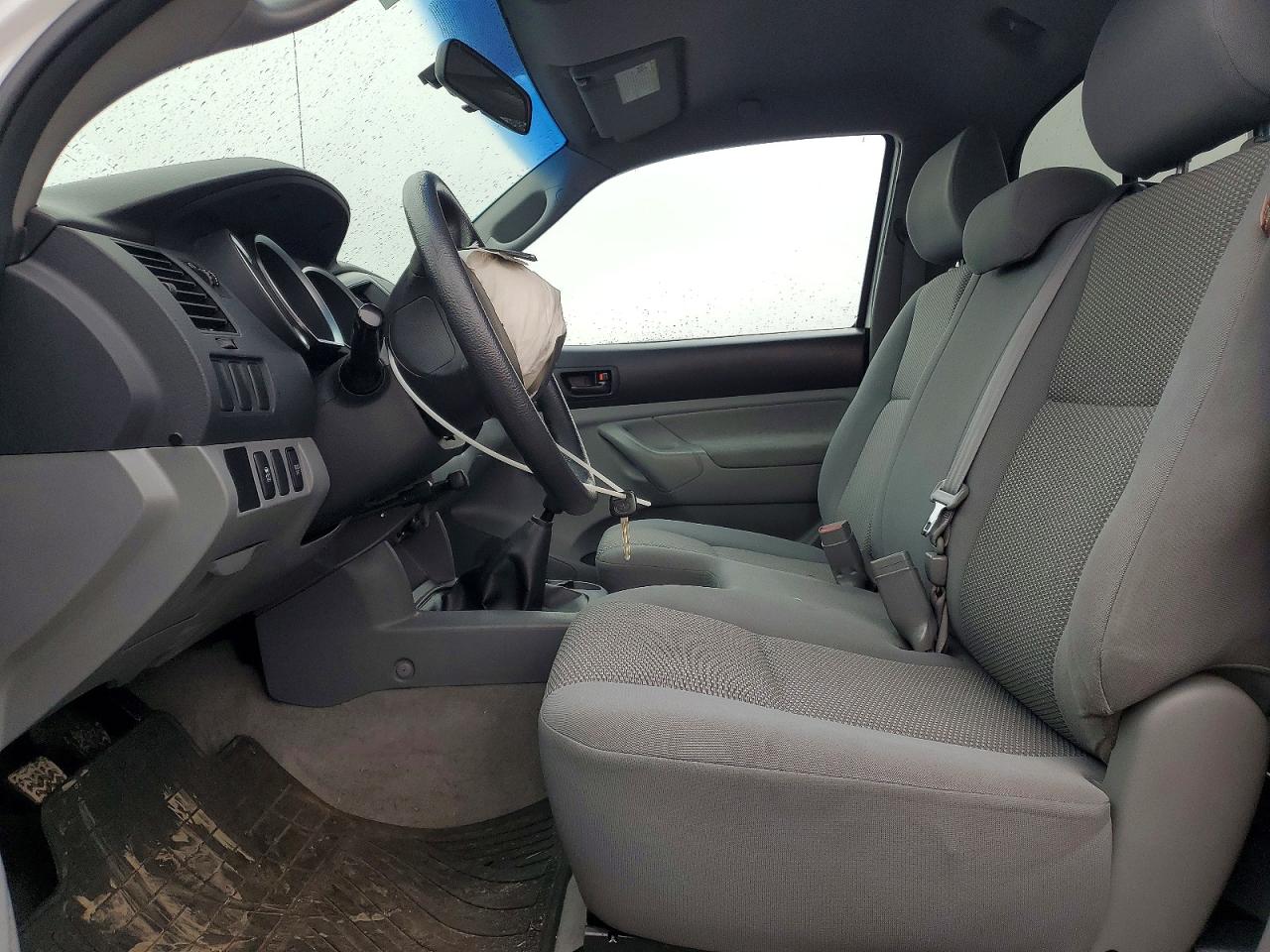 2009 TOYOTA TACOMA photo 7