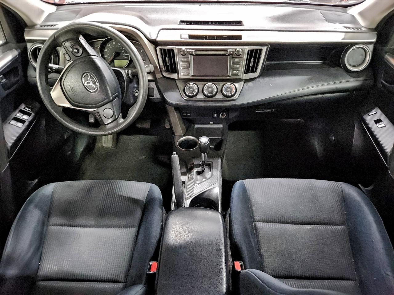 2015 TOYOTA RAV4 LE photo 8