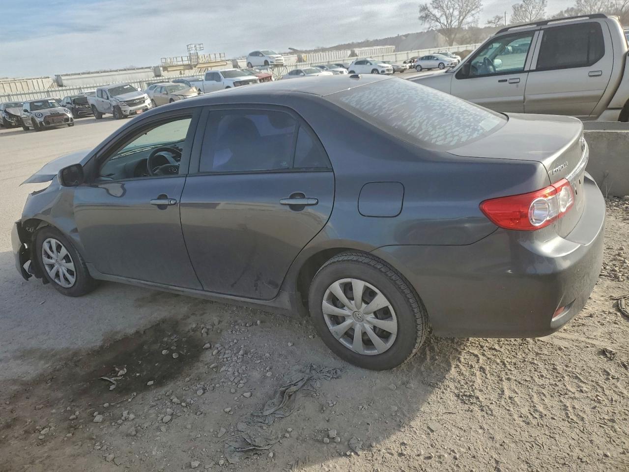 2011 TOYOTA COROLLA BASE photo 2