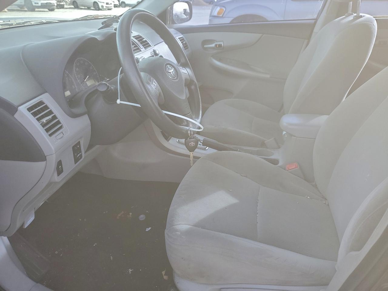 2011 TOYOTA COROLLA BASE photo 7