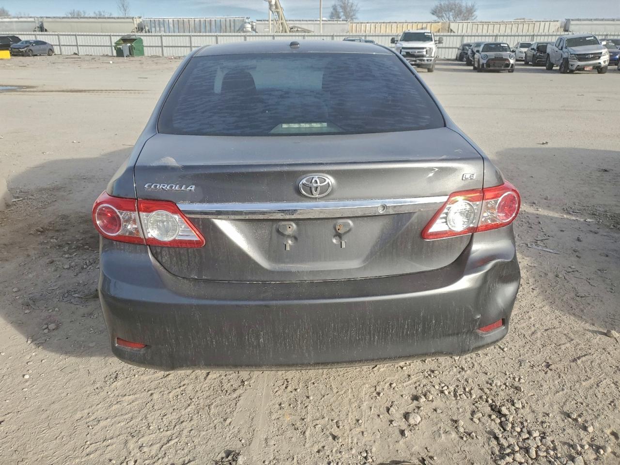 2011 TOYOTA COROLLA BASE photo 6
