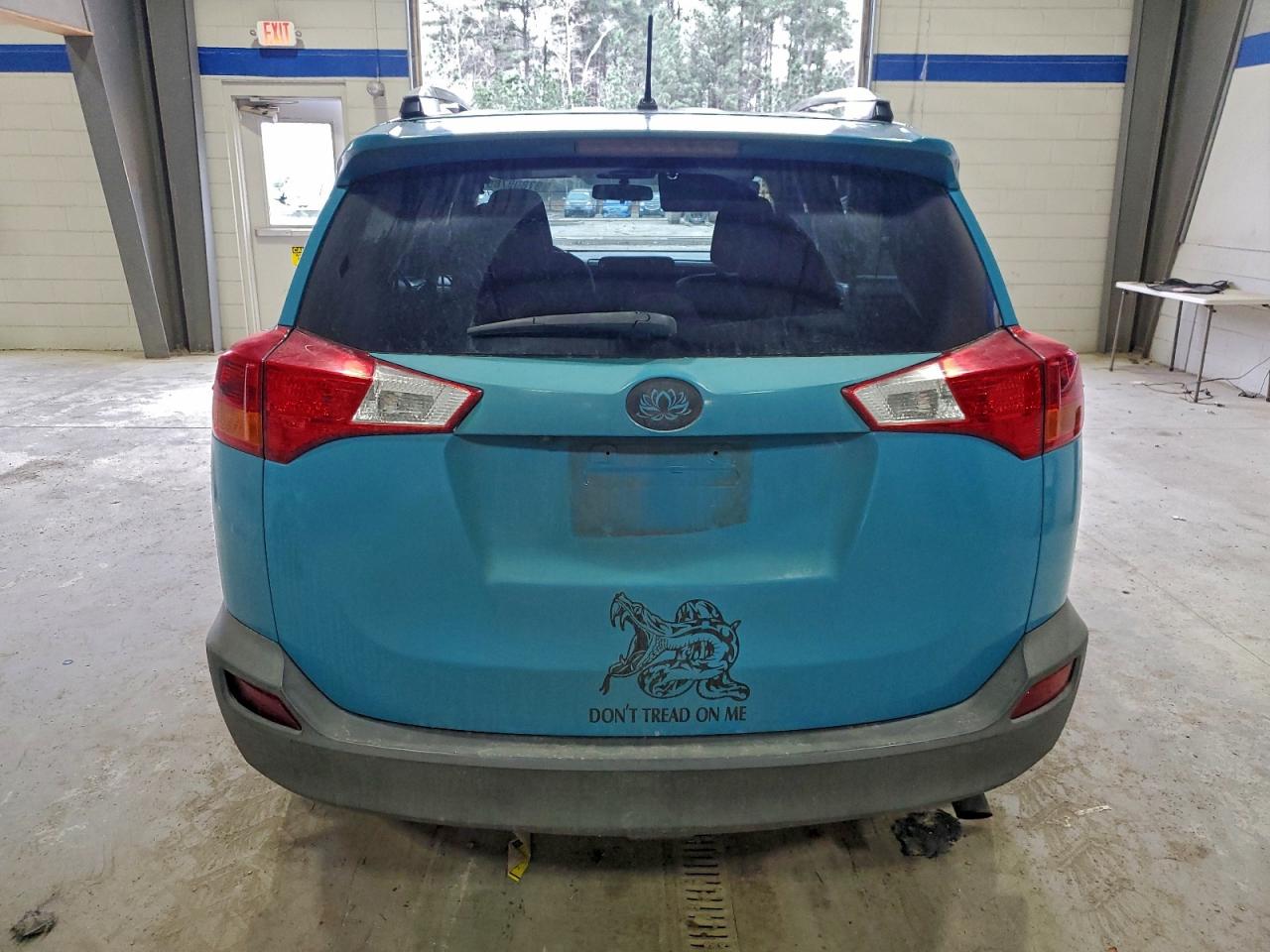 2015 TOYOTA RAV4 LE photo 6
