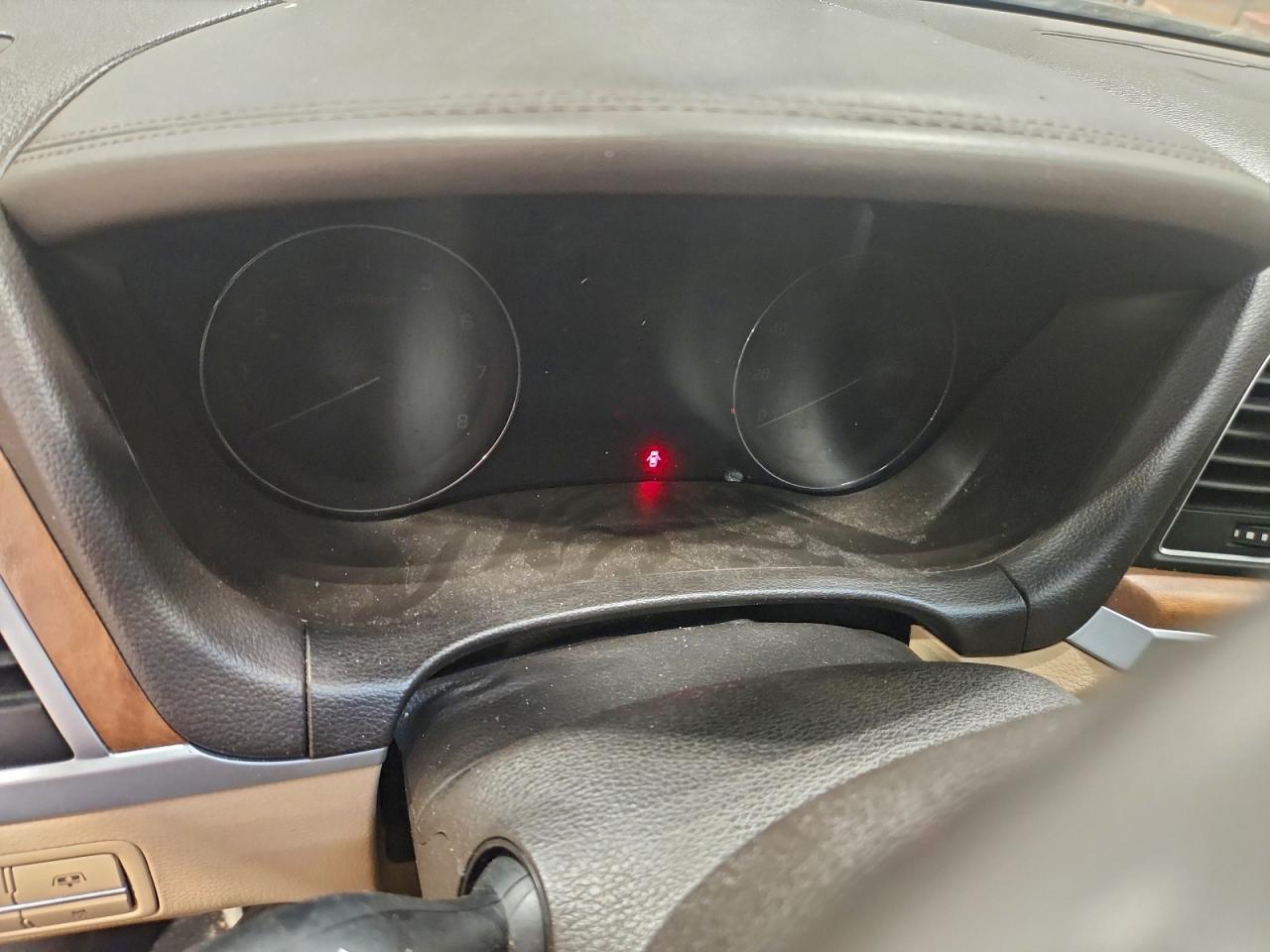 2015 HYUNDAI GENESIS 5.0L photo 17