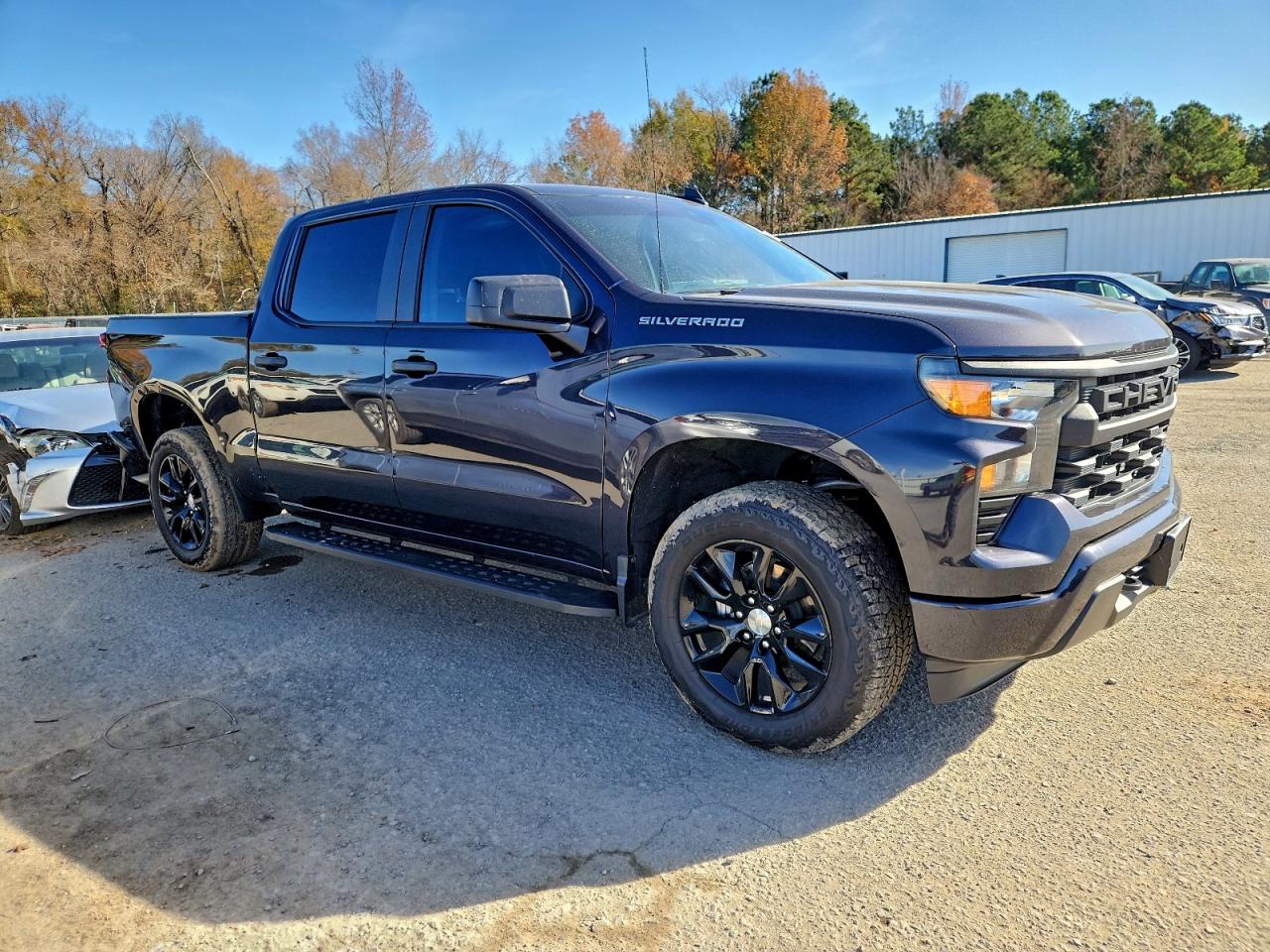 2023 CHEVROLET SILVERADO C1500 CUSTOM photo 4