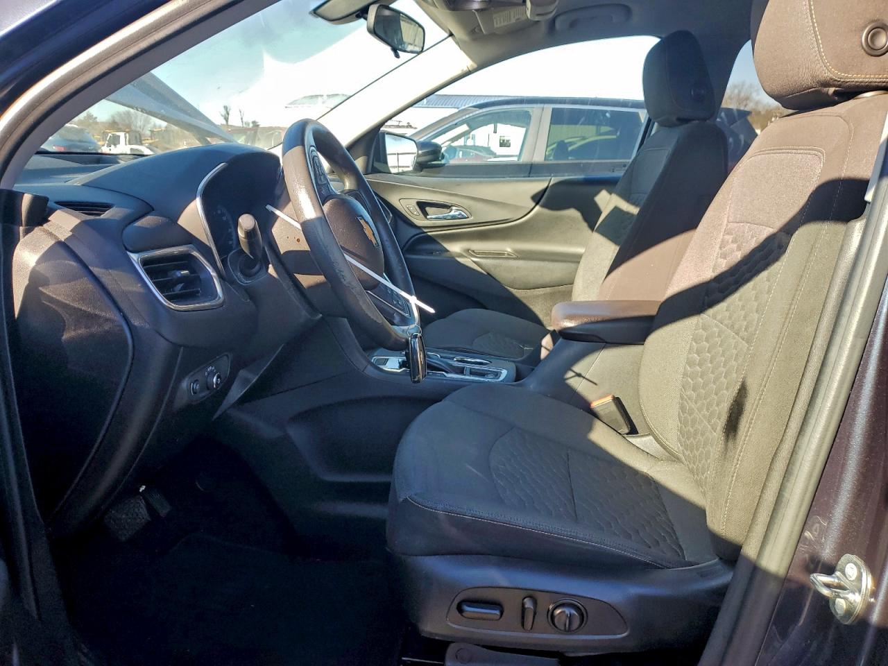 2018 CHEVROLET EQUINOX LT photo 7