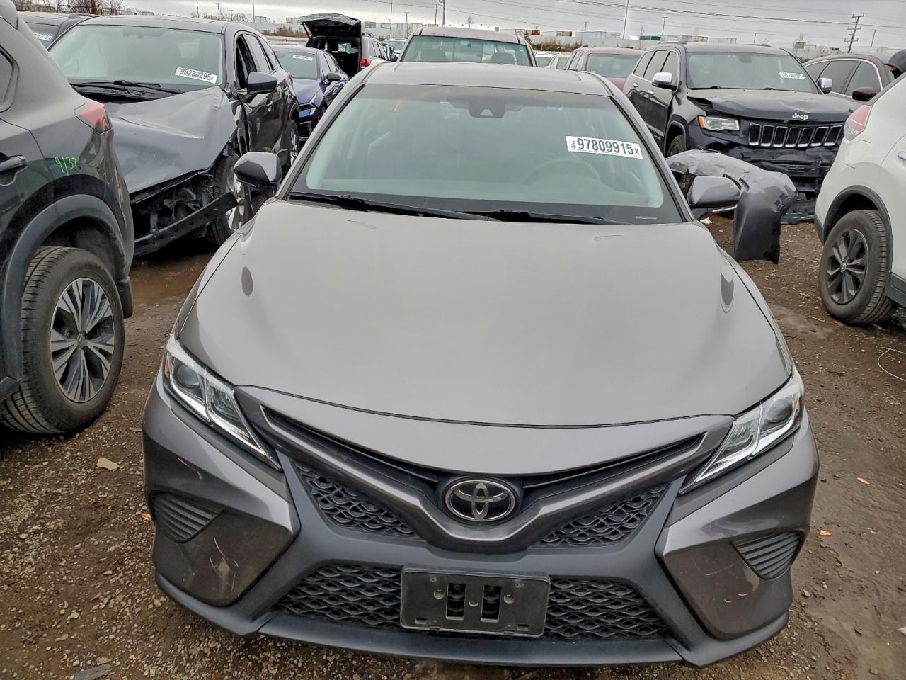 2018 TOYOTA CAMRY L photo 17