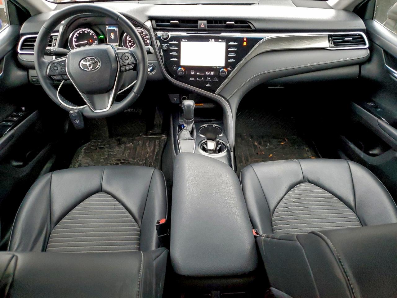 2018 TOYOTA CAMRY L photo 29
