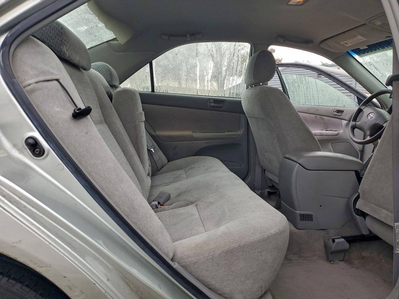 2003 TOYOTA CAMRY LE photo 10