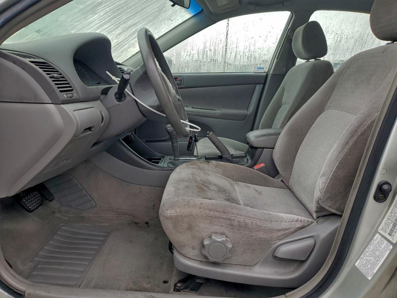 2003 TOYOTA CAMRY LE photo 7