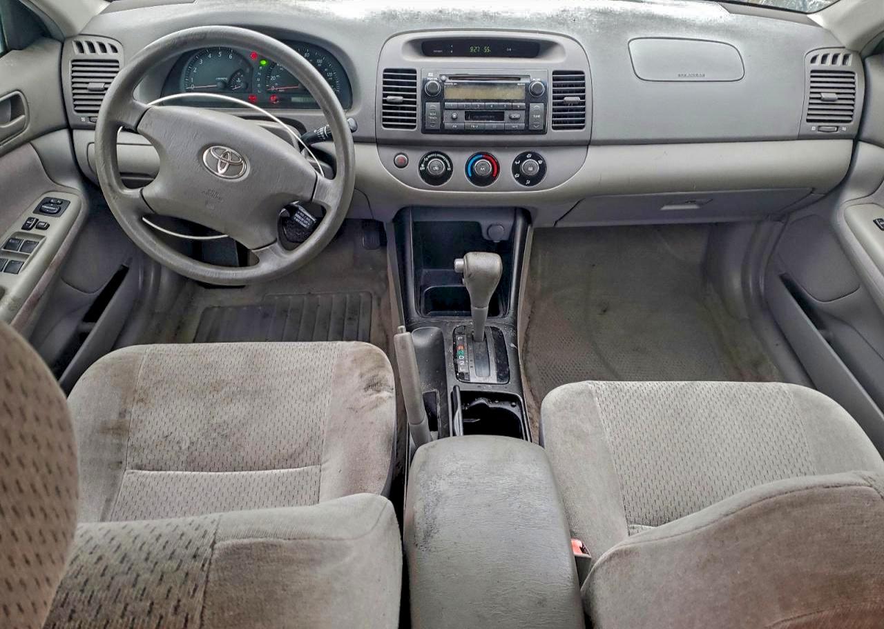 2003 TOYOTA CAMRY LE photo 8