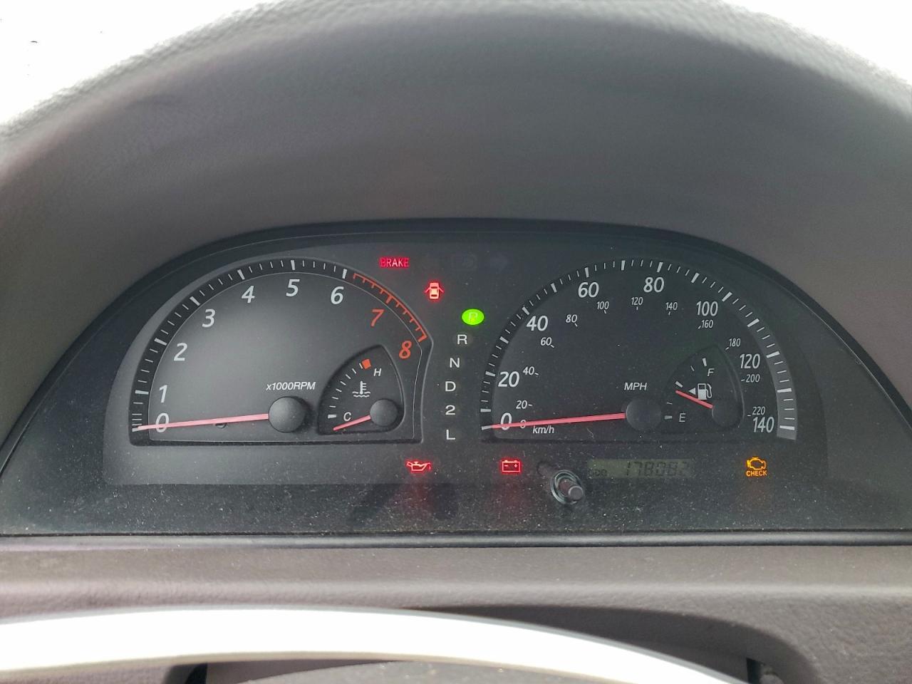 2003 TOYOTA CAMRY LE photo 9