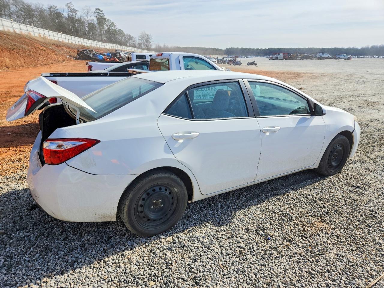 2016 TOYOTA COROLLA L photo 3