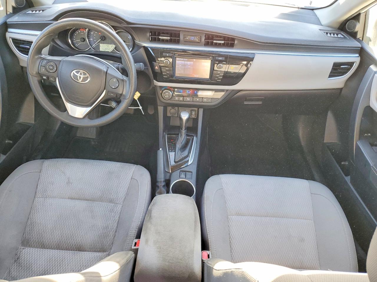 2016 TOYOTA COROLLA L photo 8