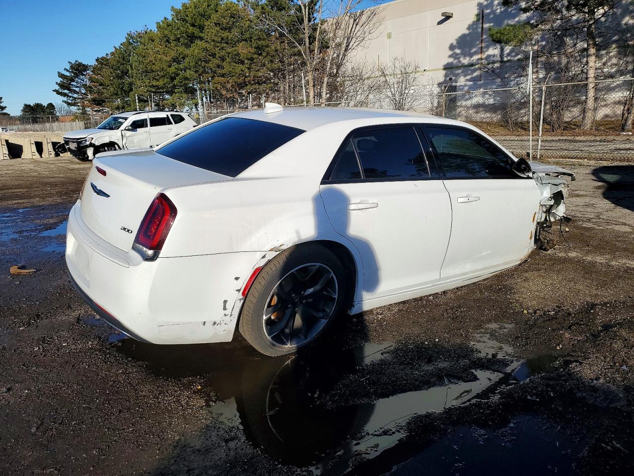 2023 CHRYSLER 300 TOURING photo 3