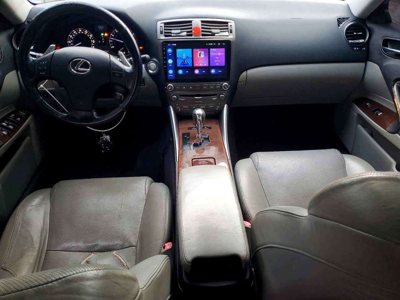 2007 LEXUS IS 250 photo 8