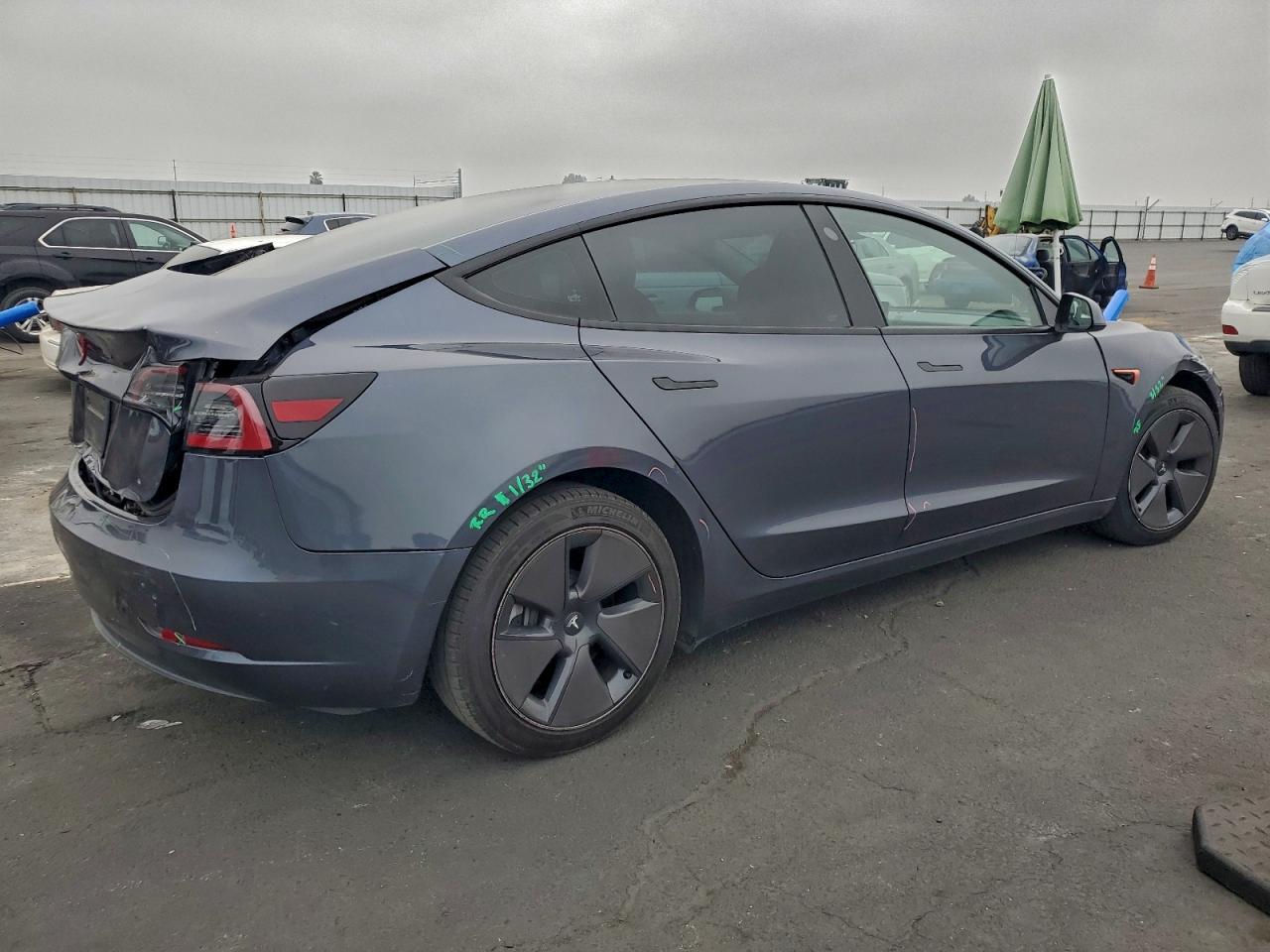 2023 TESLA MODEL 3 photo 3