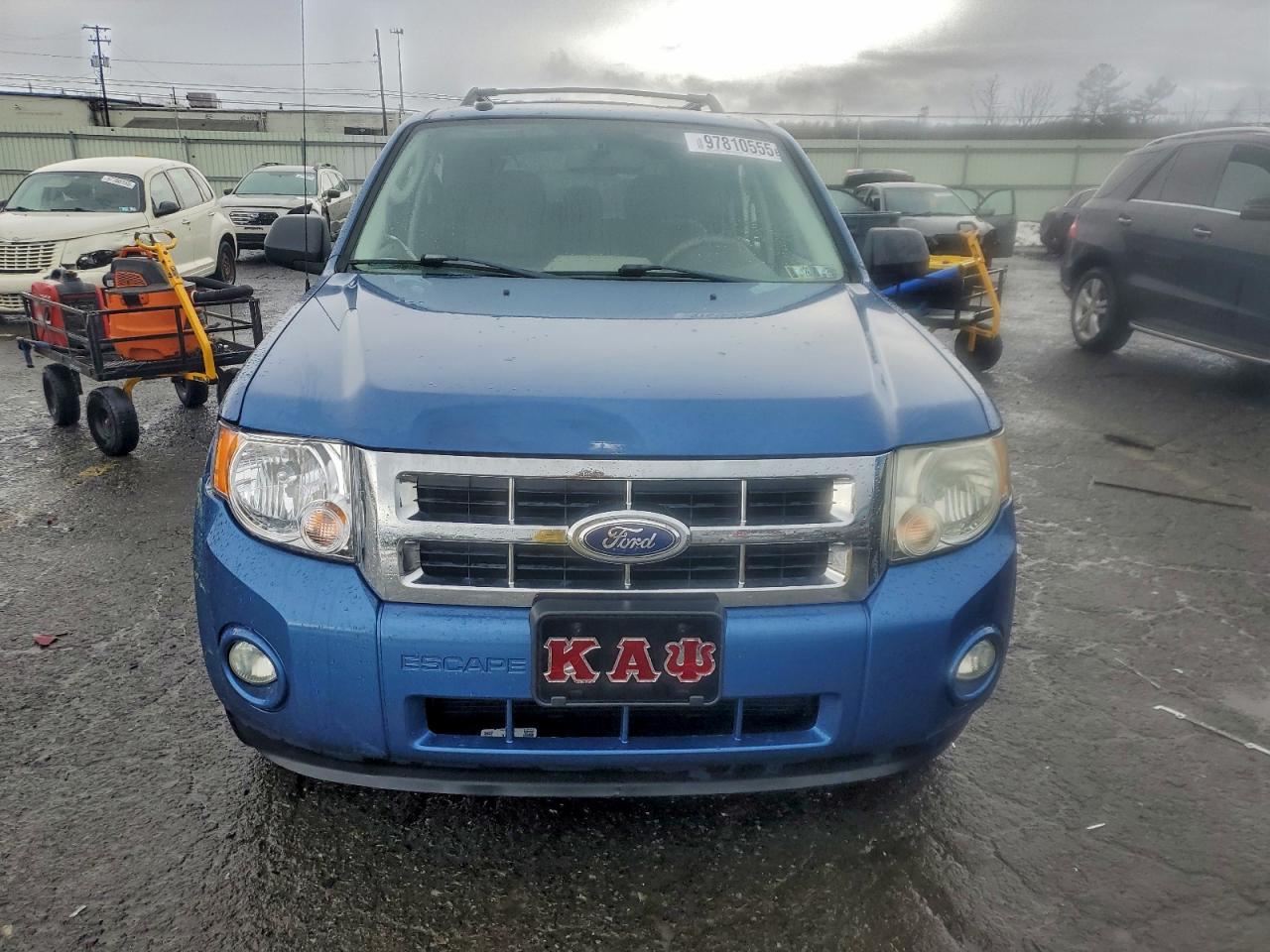 2010 FORD ESCAPE XLT photo 5