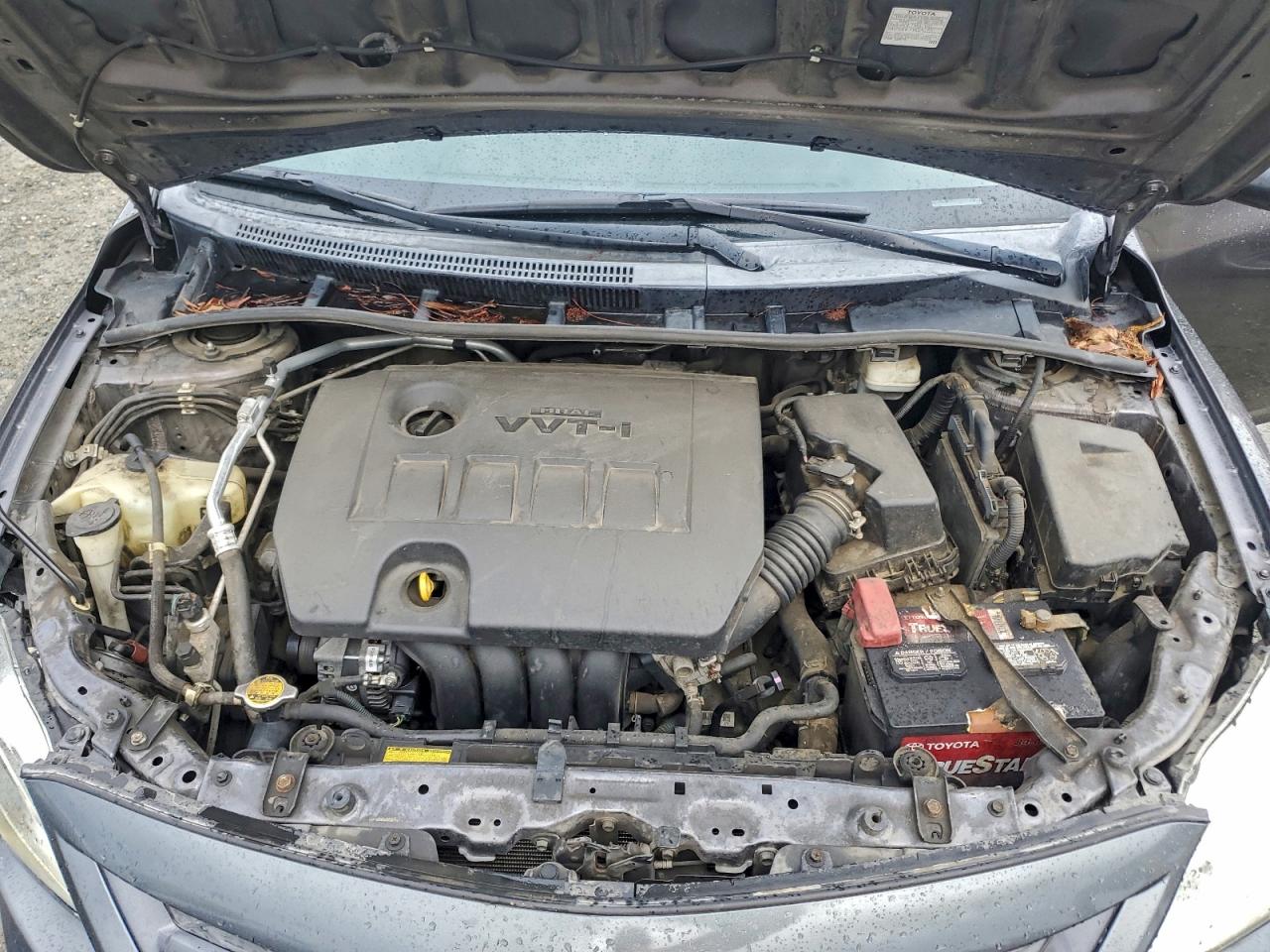 2013 TOYOTA COROLLA BASE photo 11