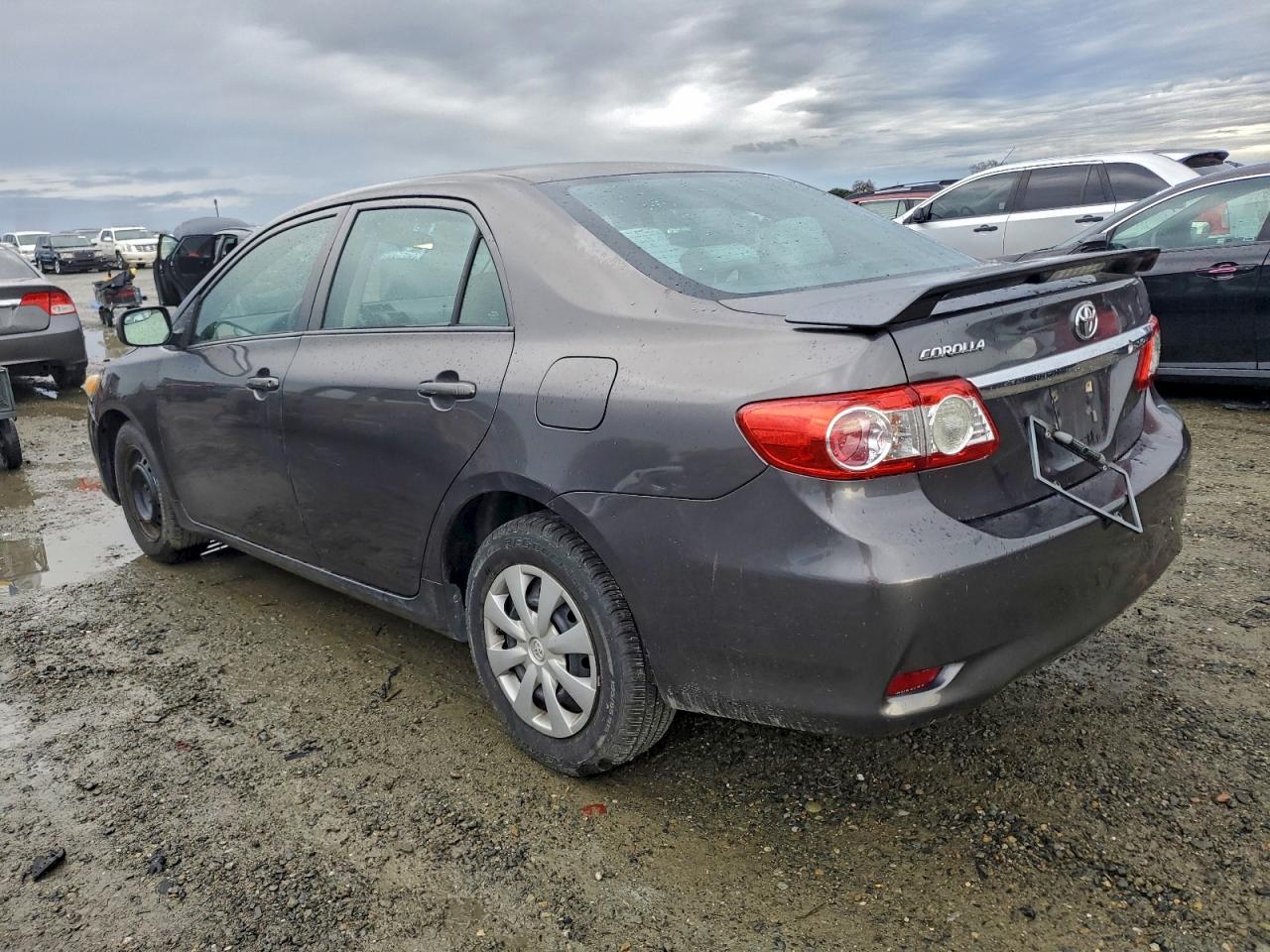 2013 TOYOTA COROLLA BASE photo 2