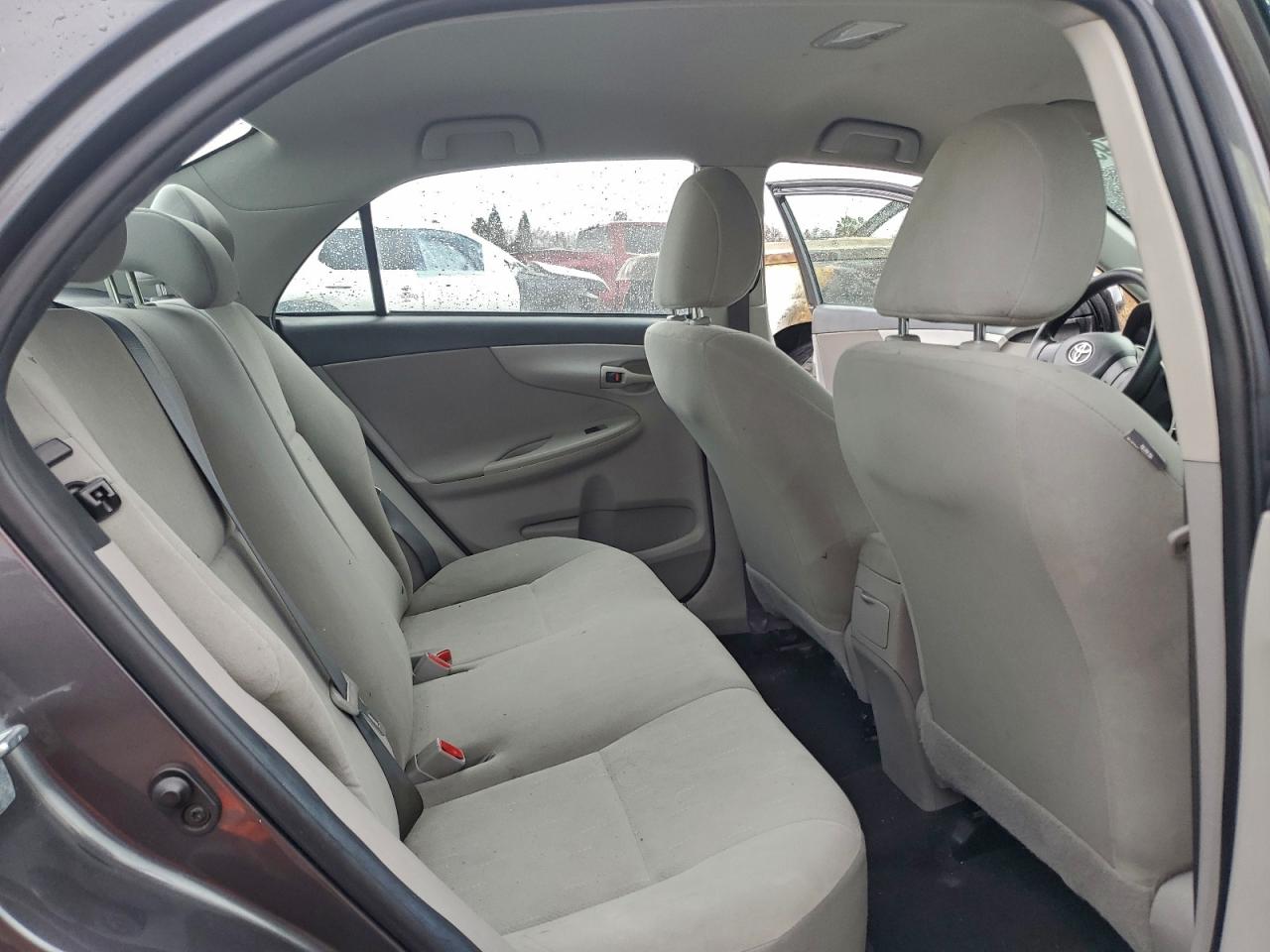 2013 TOYOTA COROLLA BASE photo 10