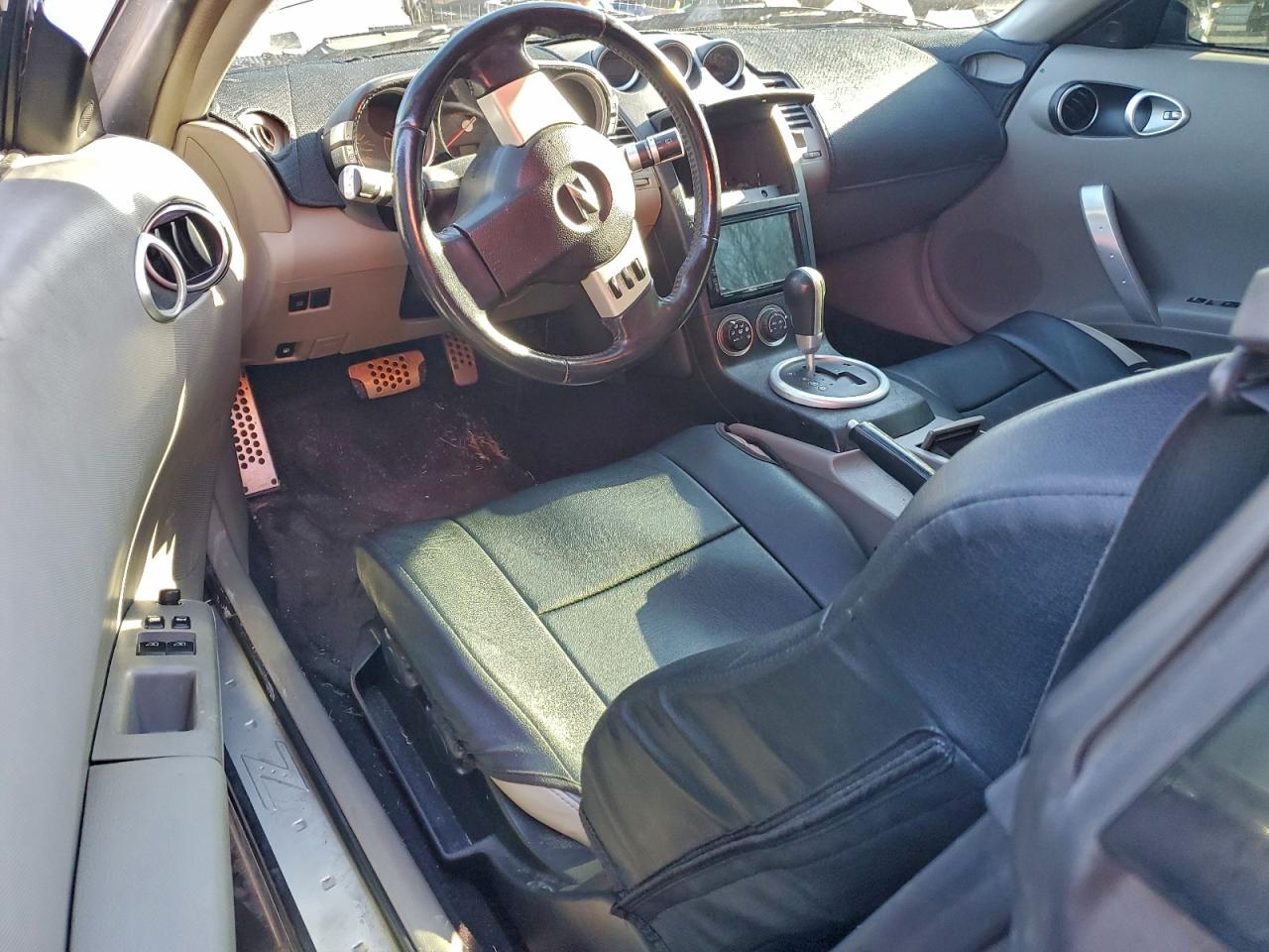 2005 NISSAN 350Z COUPE photo 8