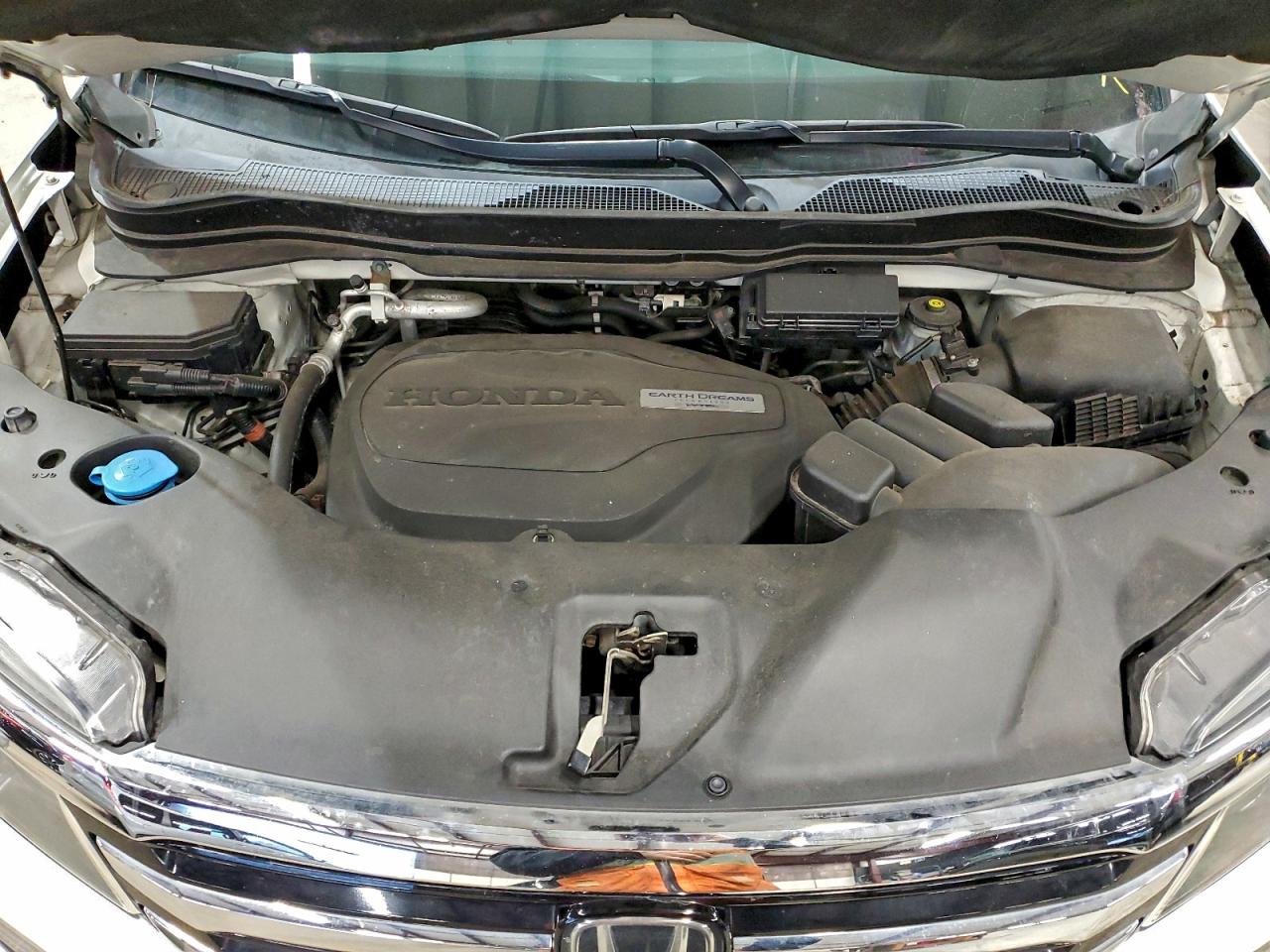 2016 HONDA PILOT TOURING photo 12