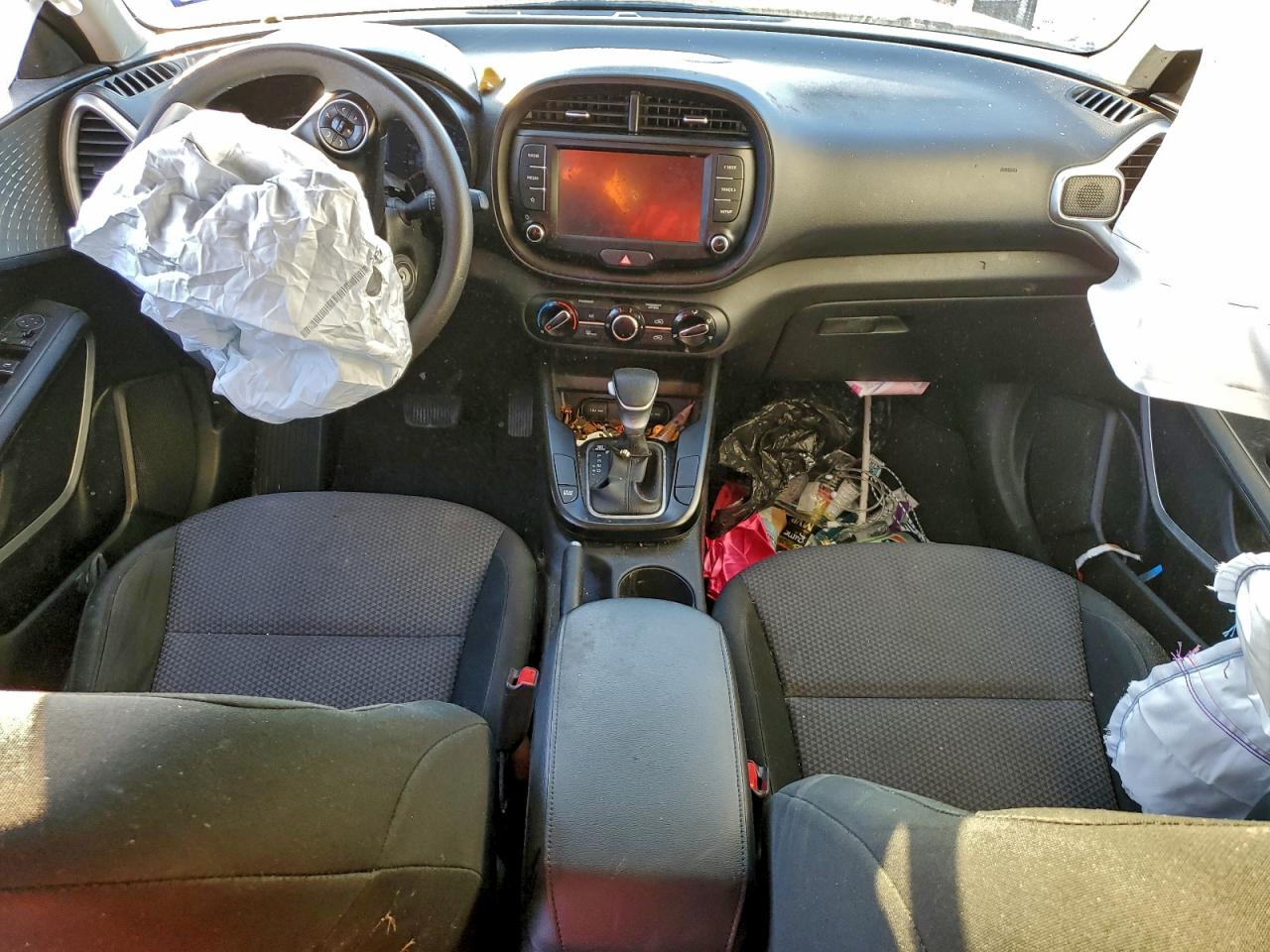 2022 KIA SOUL LX photo 8