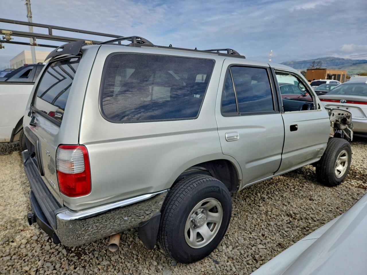 1999 TOYOTA 4RUNNER SR5 photo 3