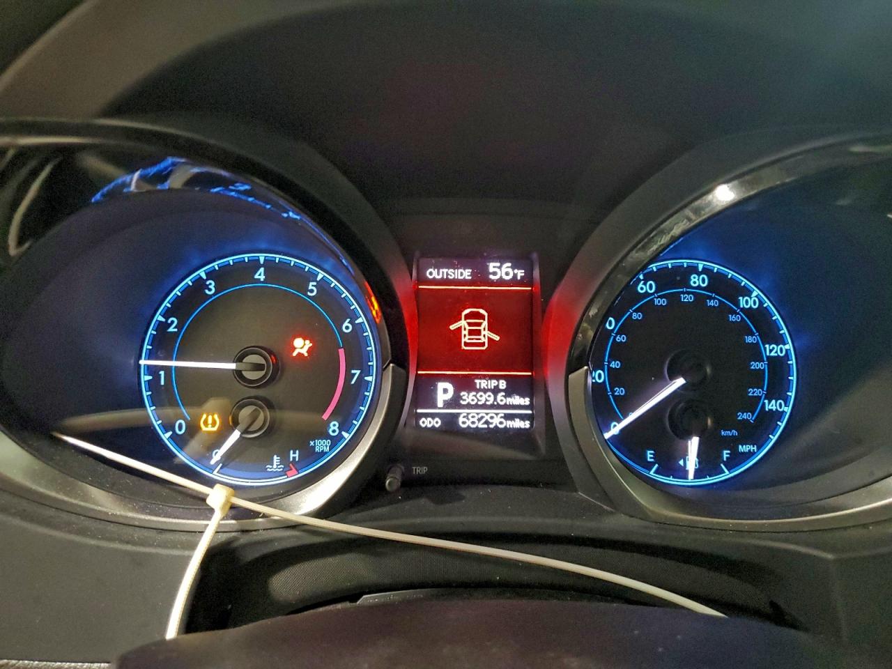 2016 TOYOTA COROLLA S PLUS photo 17