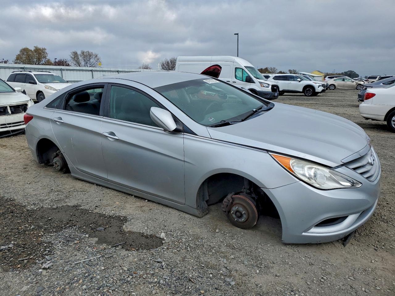 2012 HYUNDAI SONATA GLS photo 4