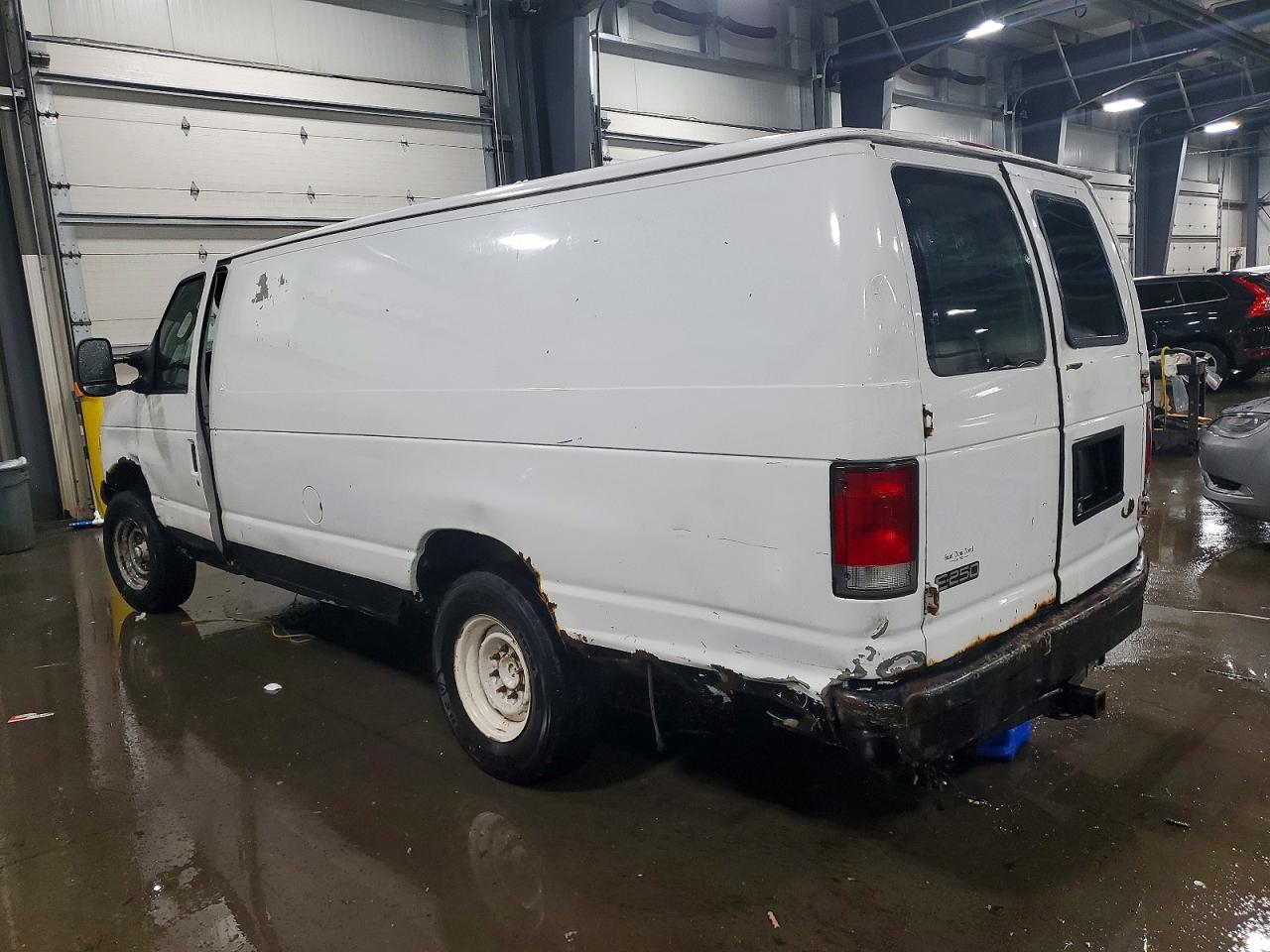 2003 FORD ECONOLINE E250 VAN photo 2