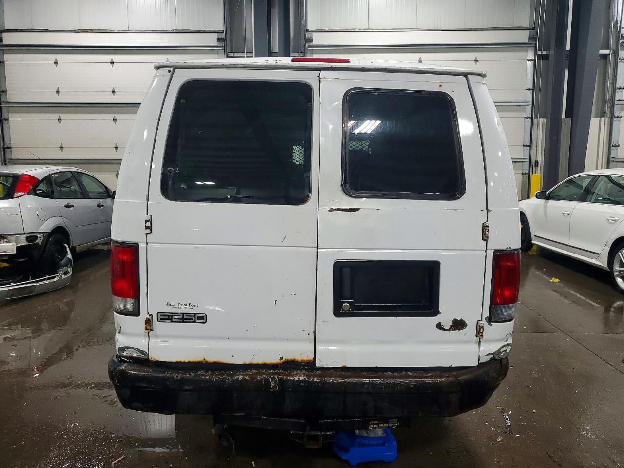 2003 FORD ECONOLINE E250 VAN photo 6