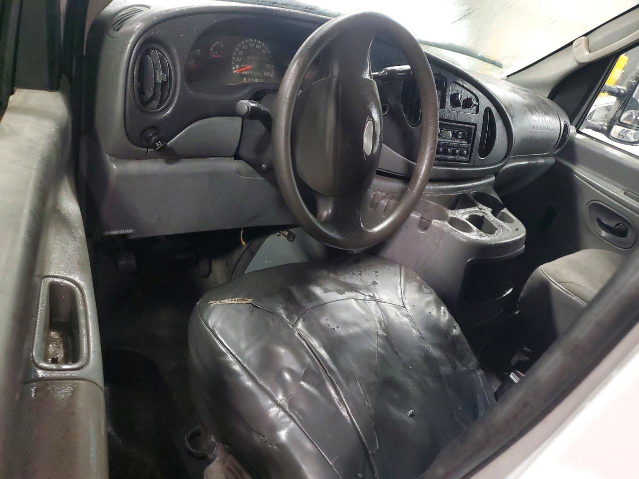 2003 FORD ECONOLINE E250 VAN photo 8