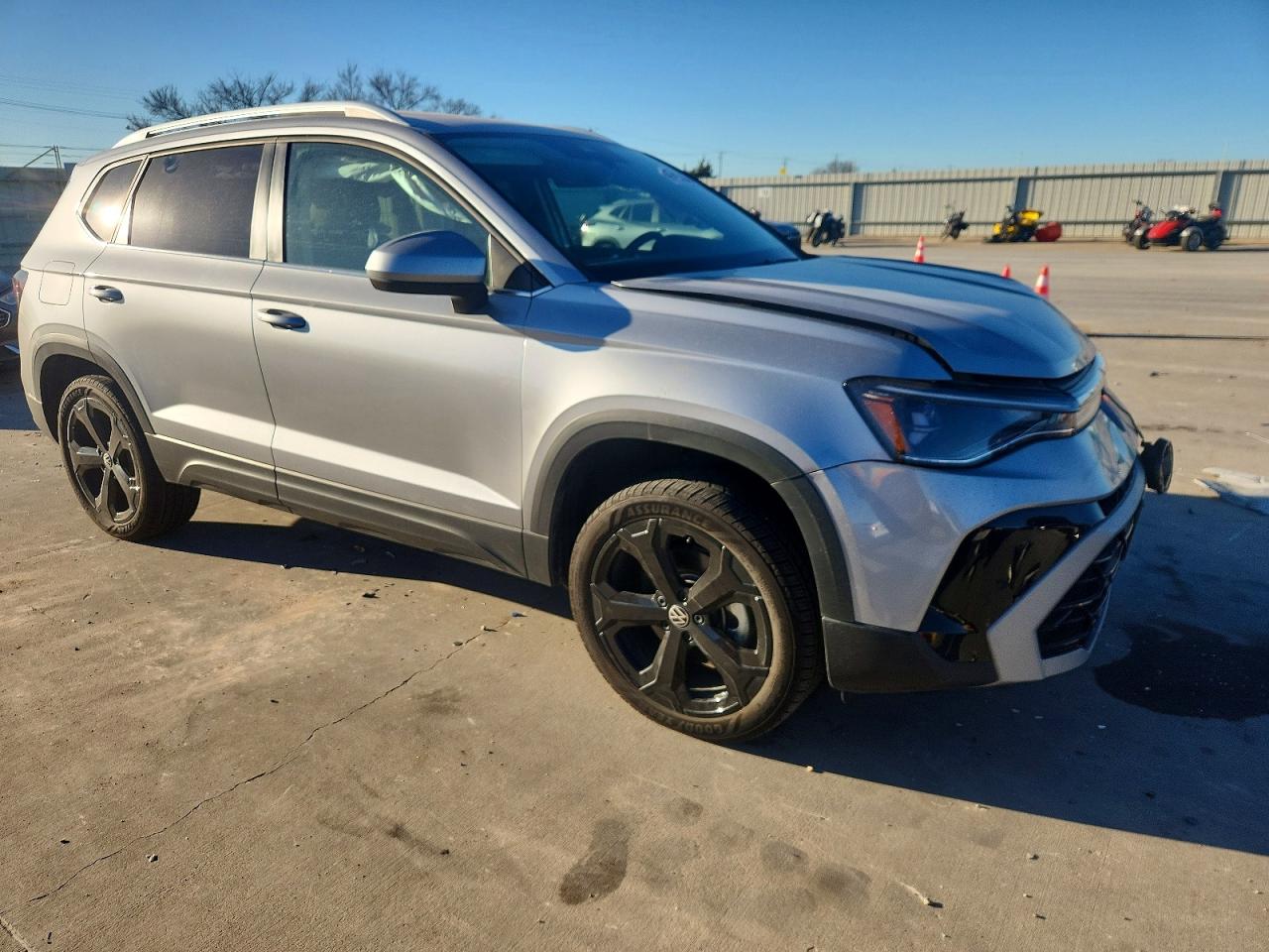 2025 VOLKSWAGEN TAOS SEL photo 10