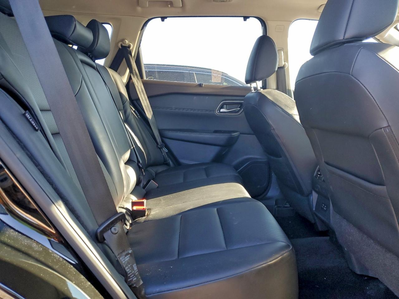 2021 NISSAN ROGUE SV photo 11