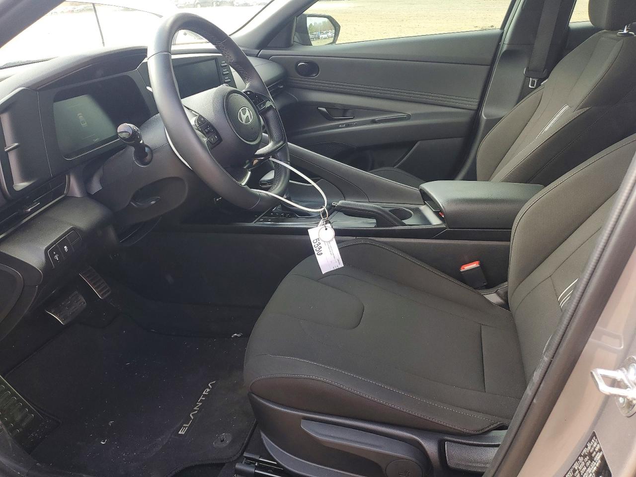 2025 HYUNDAI ELANTRA SEL SPORT photo 7