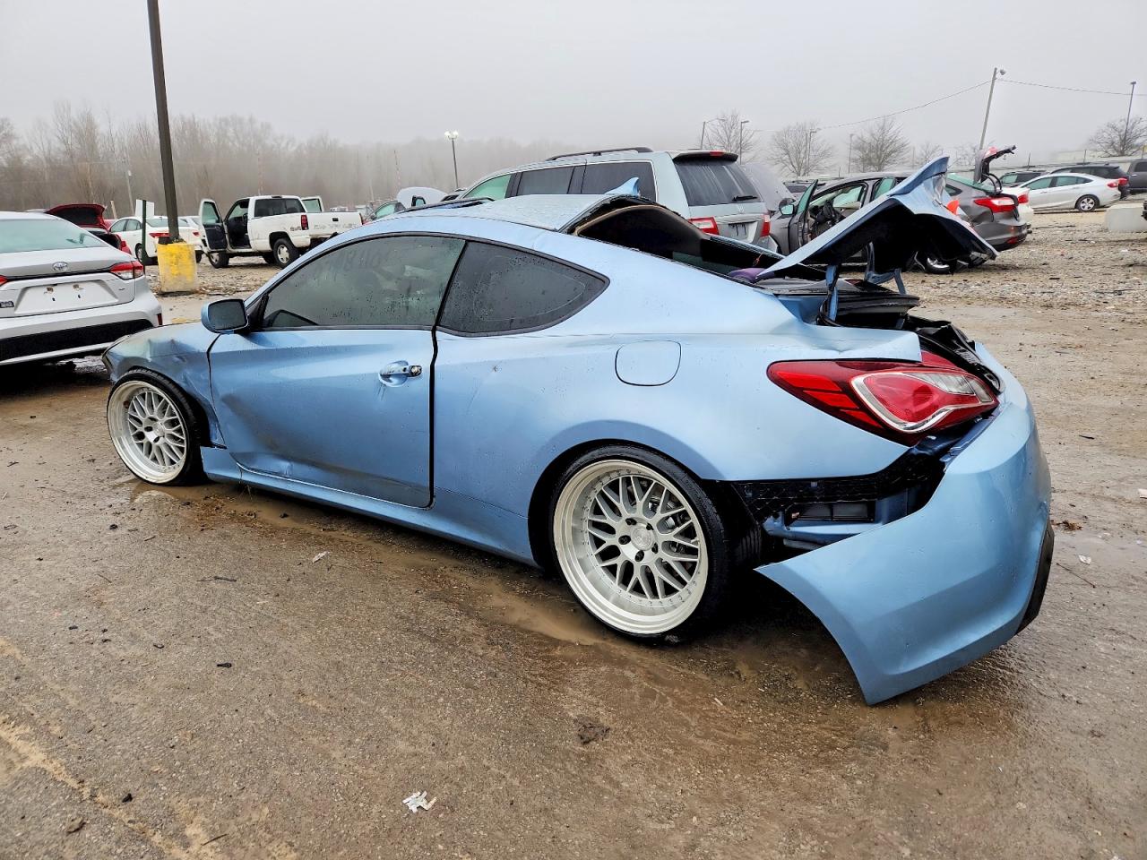 2010 HYUNDAI GENESIS COUPE 2.0T photo 2